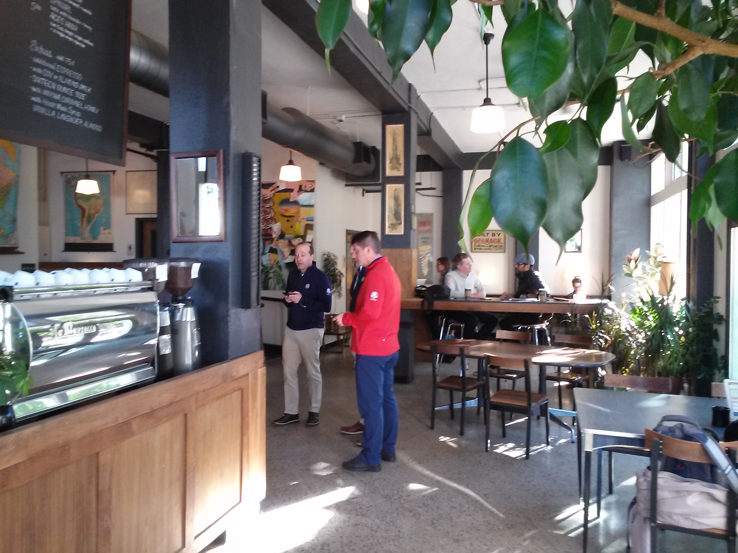 CoffeeFlower Coffee cup with foam like a flower